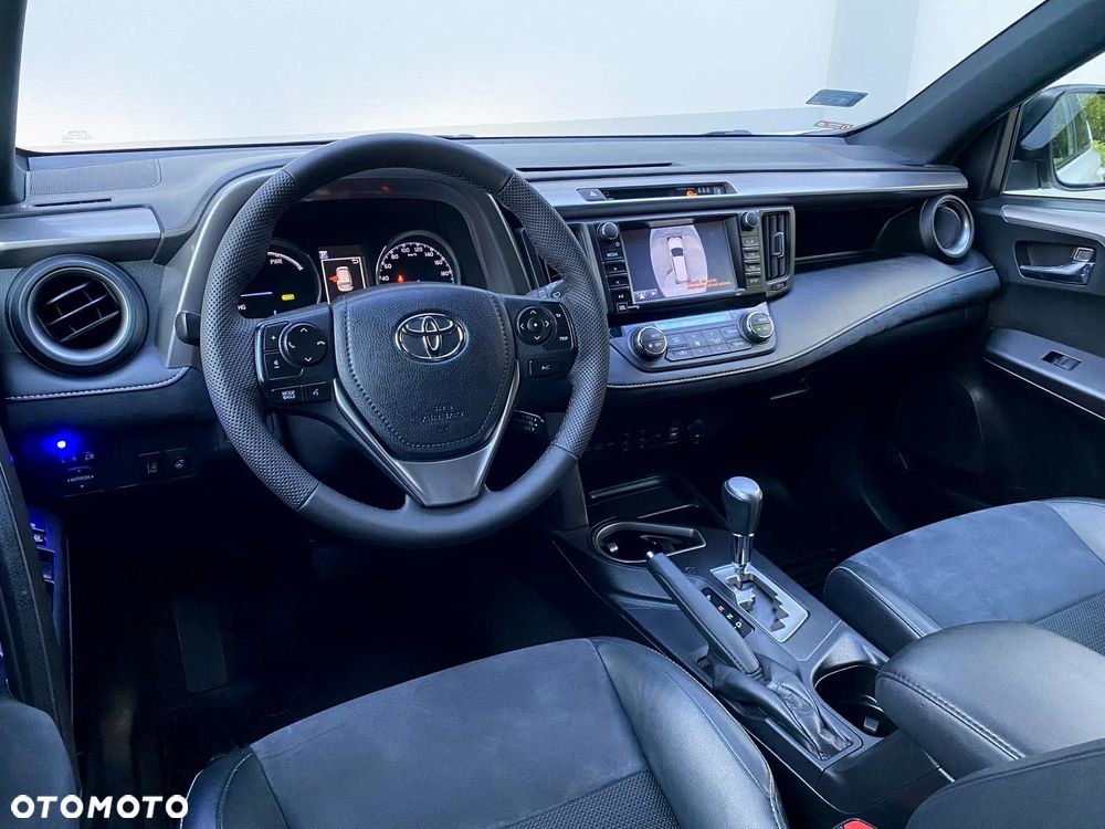 Toyota RAV4 Hybrid Premium 4x2 - 15