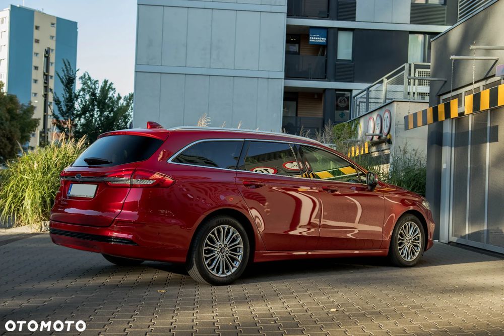 Ford Mondeo - 9
