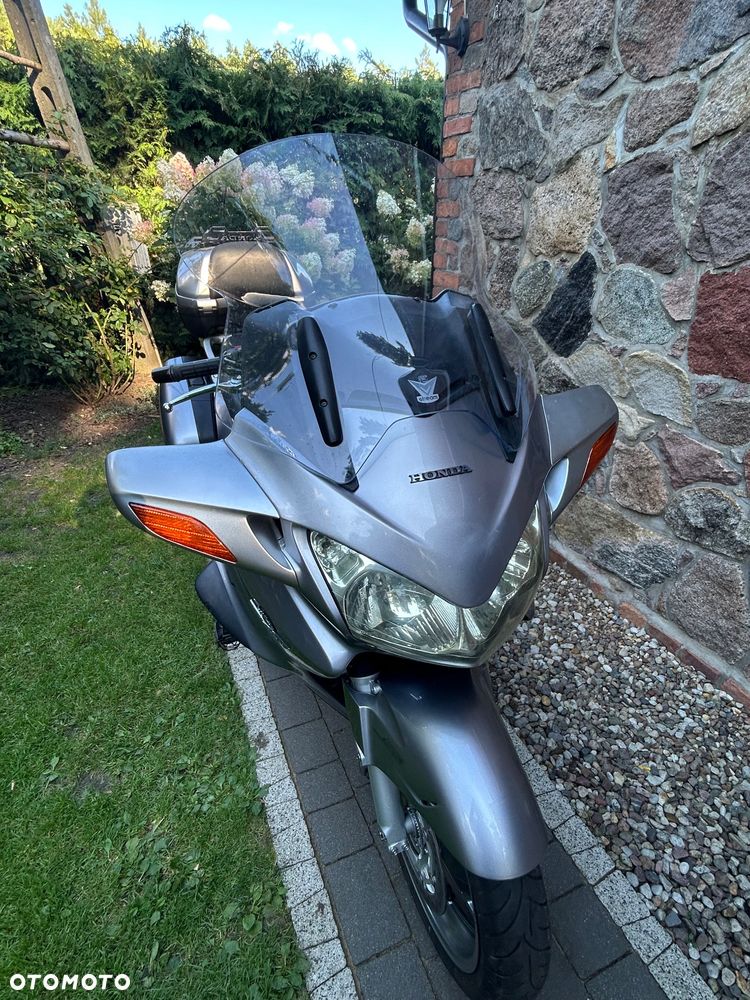 Honda ST - 2
