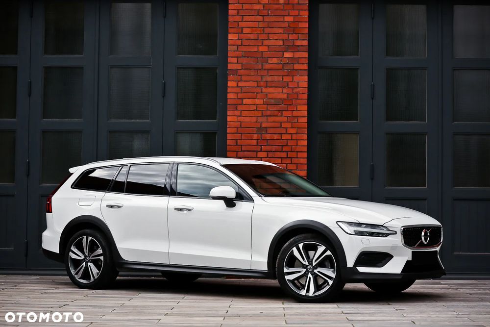 Volvo V60 Cross Country Pro D4 AWD - 4