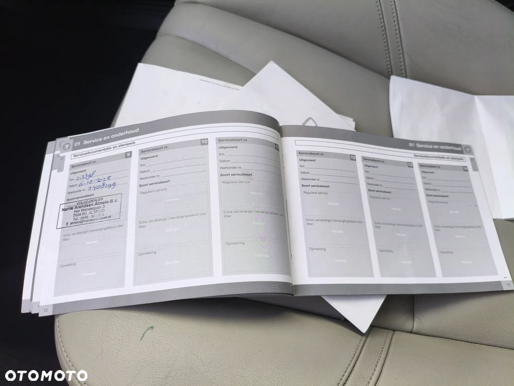 Volvo V40 D4 Summum - 16