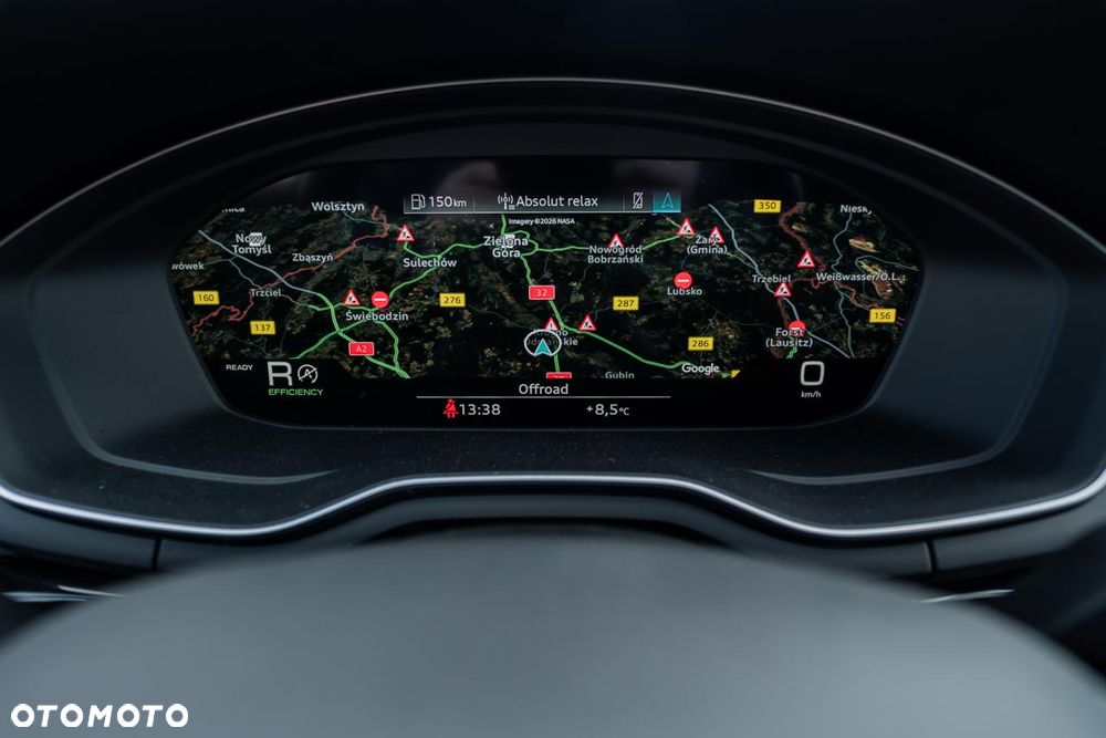 Audi A4 Avant 40 TDI S tronic S line - 40