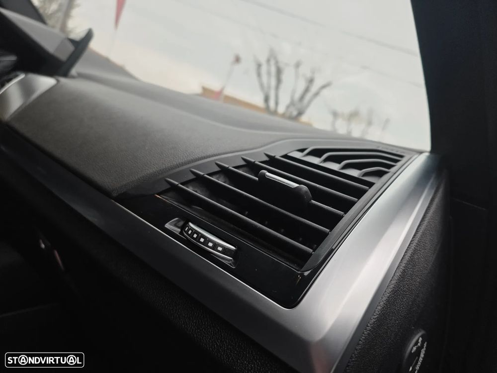 BMW X3 30 e xDrive Pack M - 13