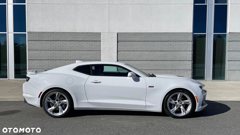 Chevrolet Camaro Touring 6.2 V8 - 6