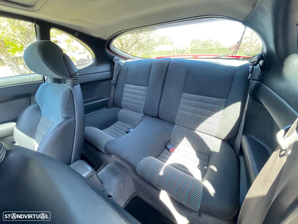 Toyota Celica 2.0 Turbo 4x4 - 12