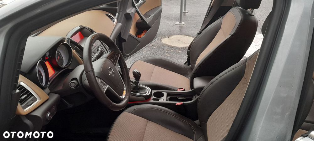 Opel Astra 1.4 Turbo - 6