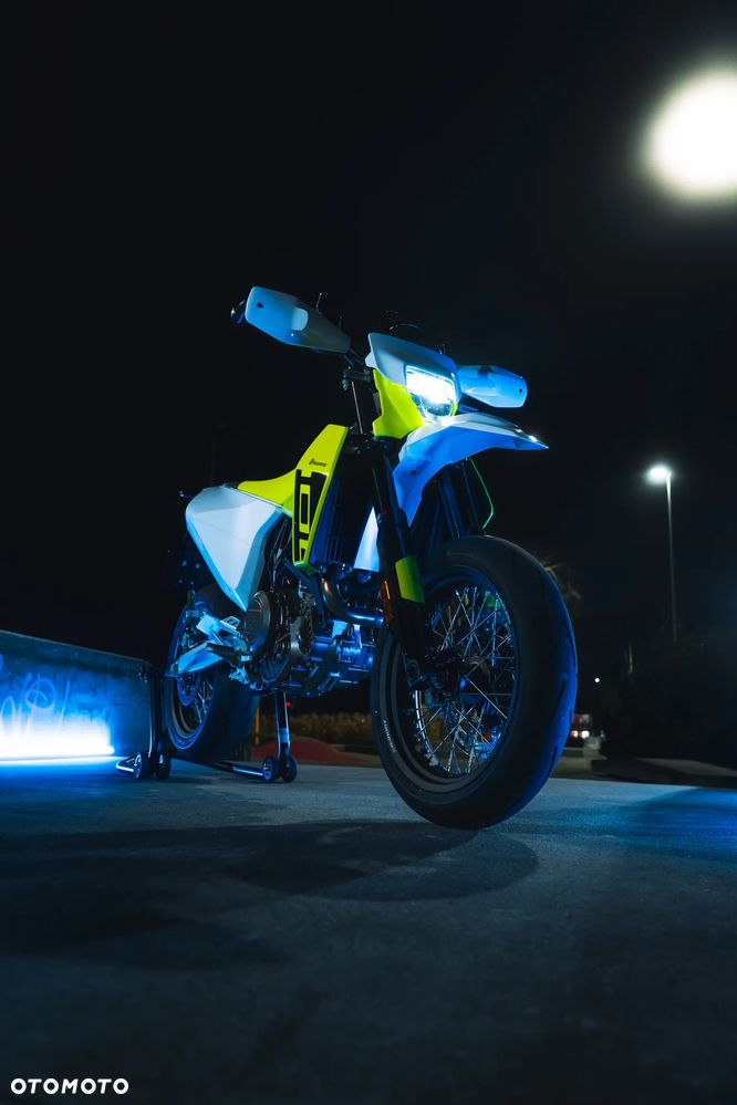 Husqvarna 701 - 6