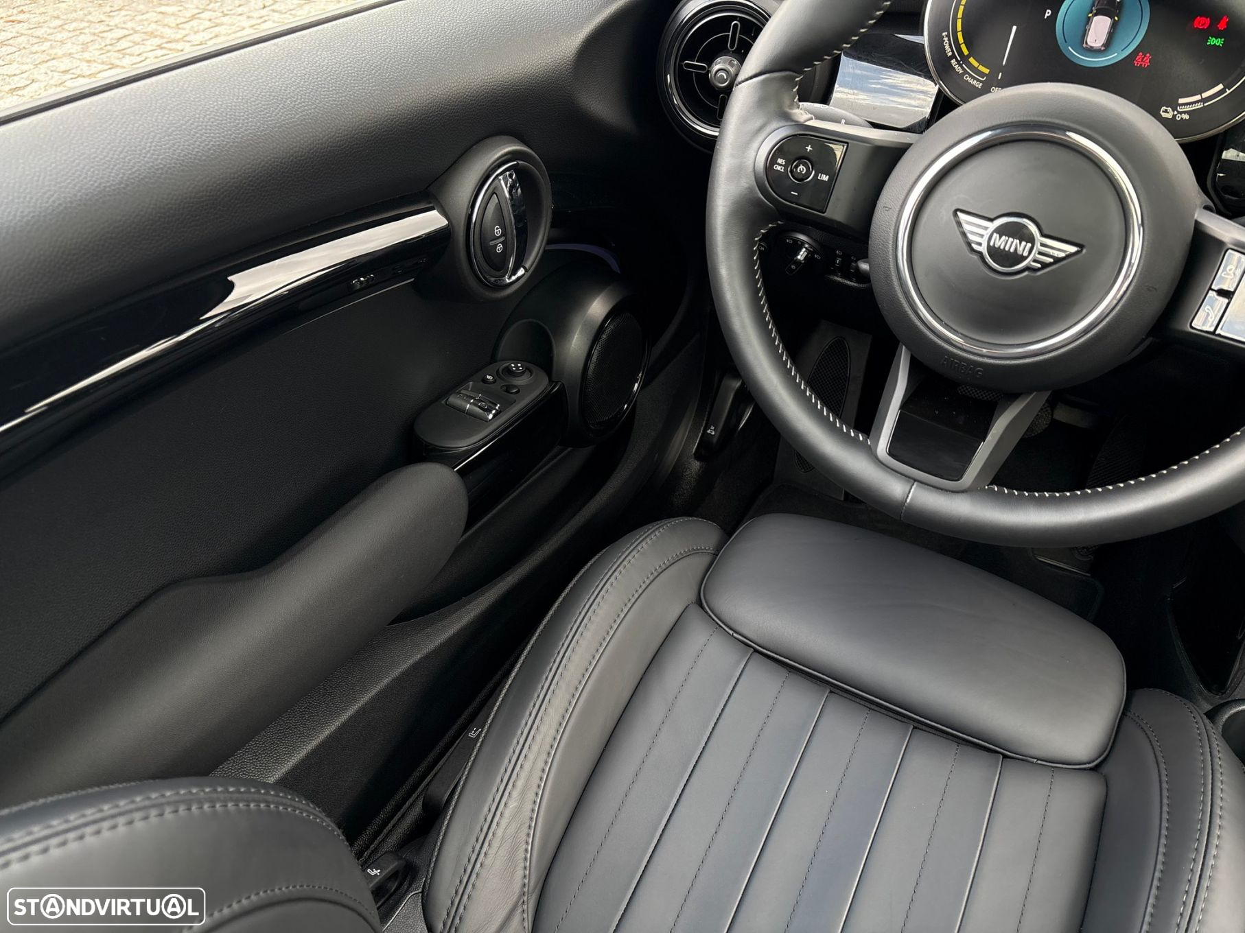 MINI 3 Portas Cooper SE Premium Yours - 11