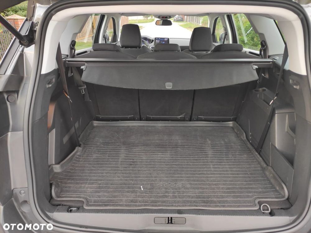 Peugeot 5008 1.2 PureTech Active S&S EAT8 - 18