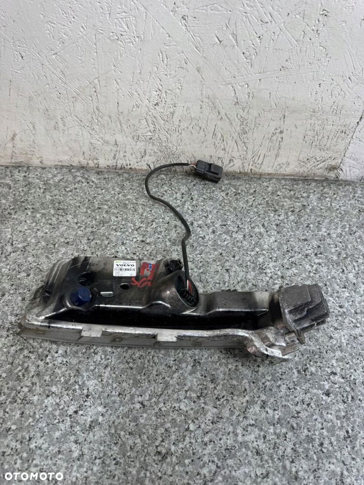 halogen prawy przód led drl volvo s60 ii 2011-2018 31420239 v60 - 9