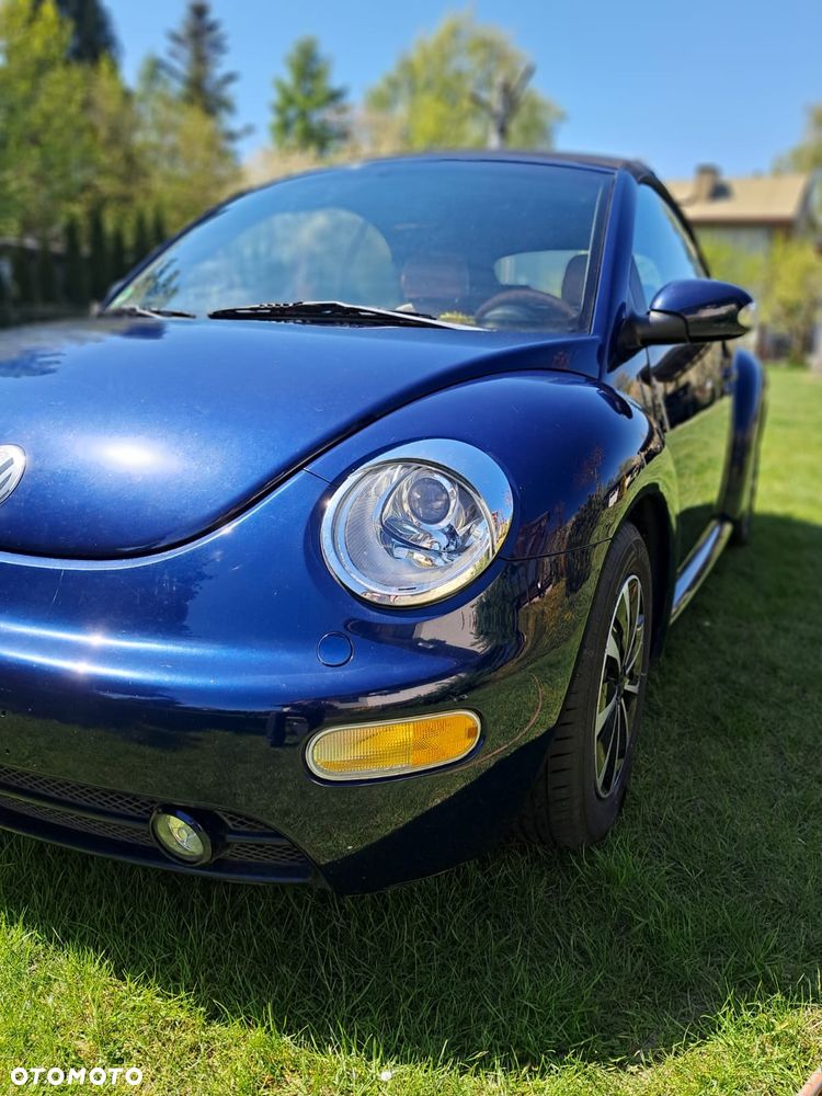 Volkswagen New Beetle - 4