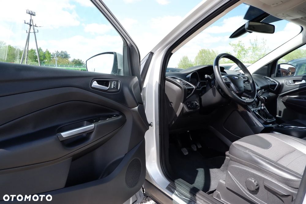 Ford Kuga 2.0 TDCi 4WD Titanium - 24