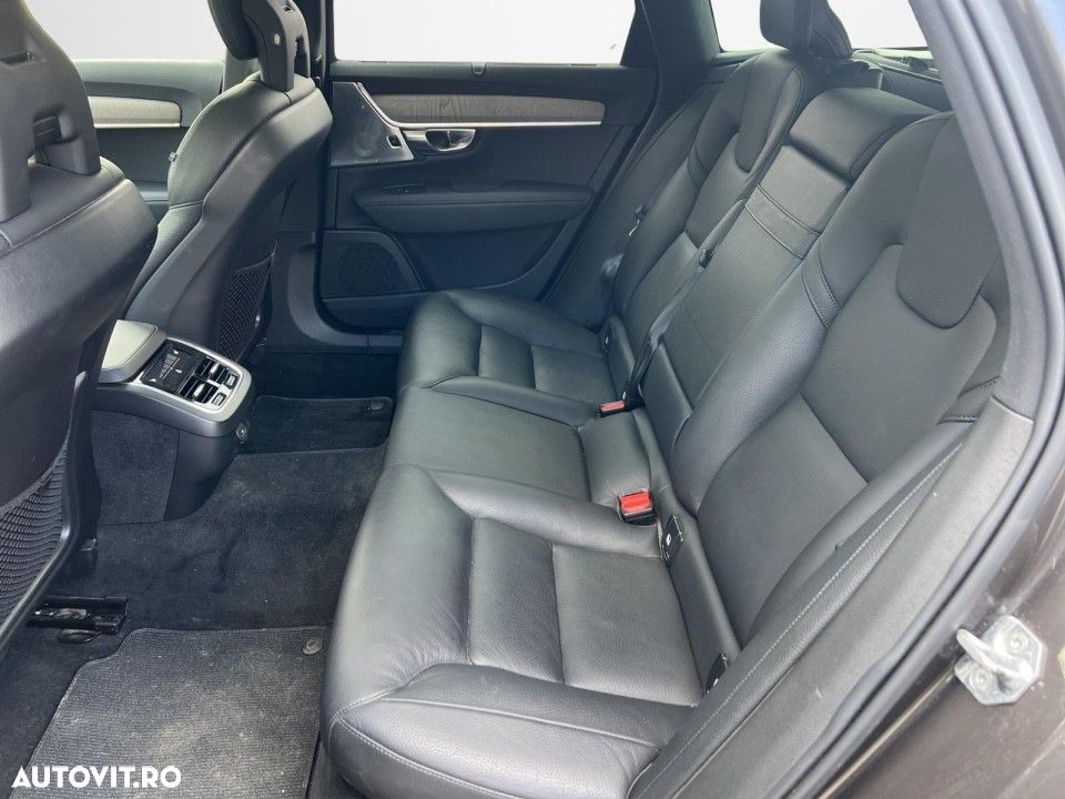 Volvo V90 - 16