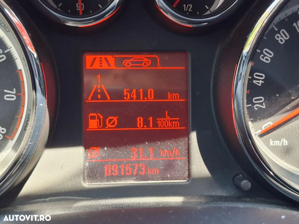 Opel Astra 1.4 ECOTEC Turbo Selection - 4