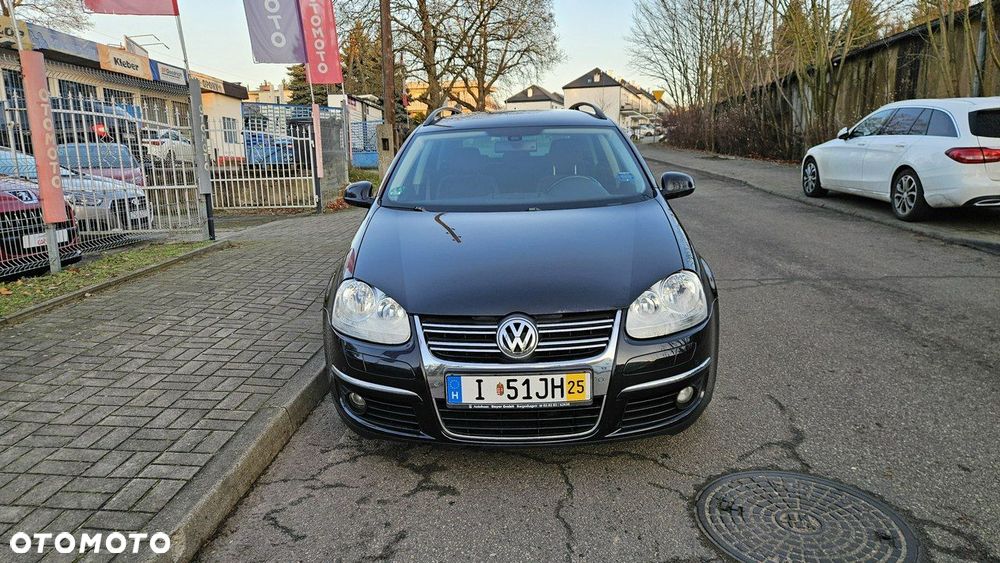 Volkswagen Golf 2.0 TDI DPF Highline - 4