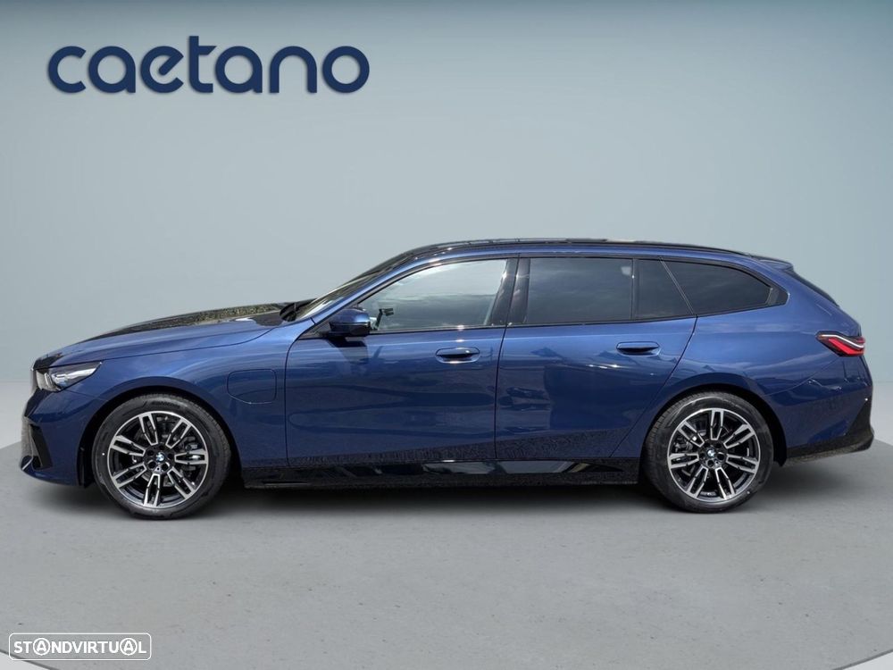 BMW 530 e Pack Desportivo M - 4