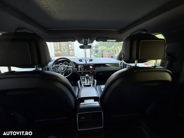 Porsche Cayenne Tiptronic S - 6