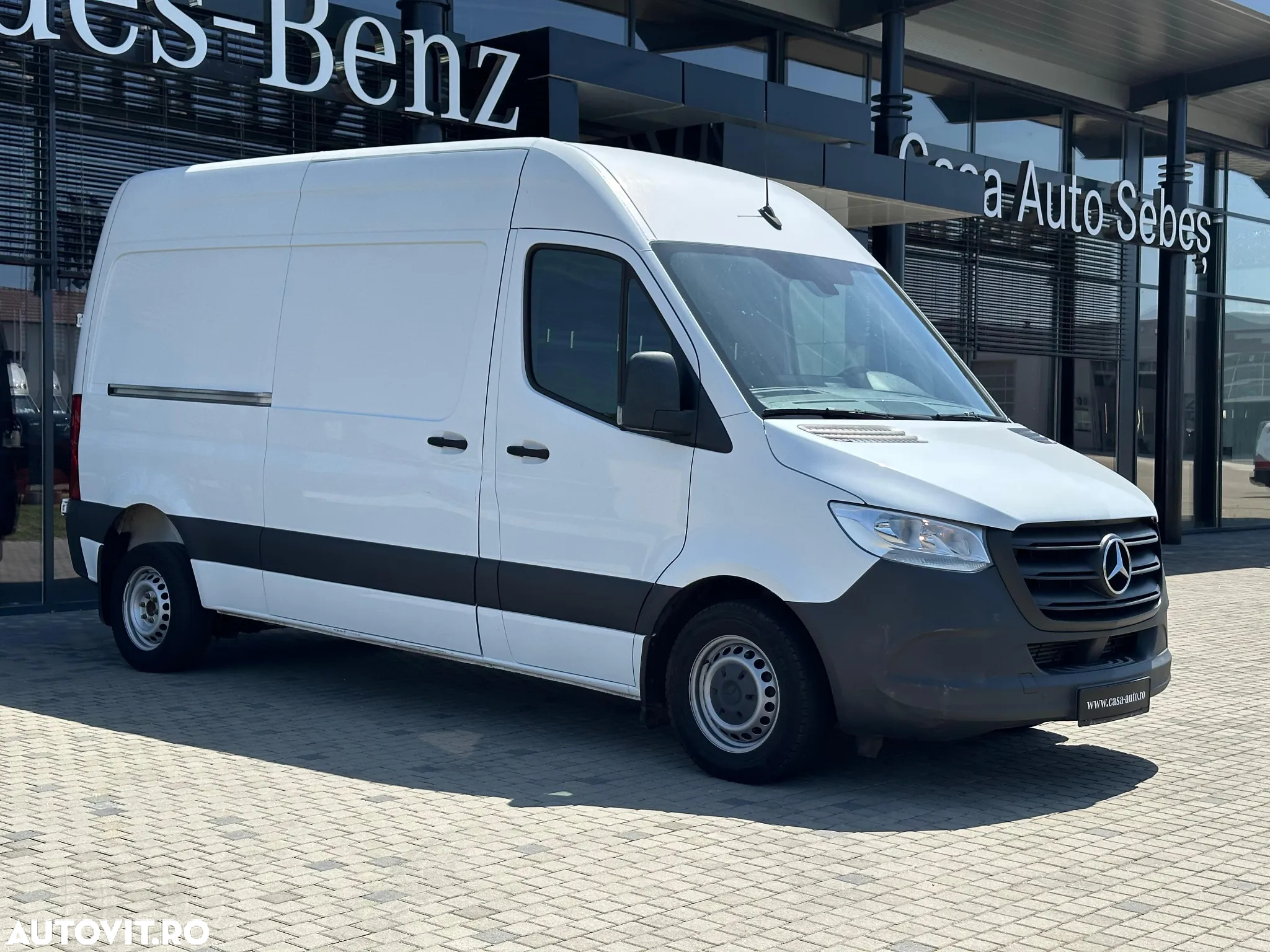 Mercedes-Benz Sprinter - 3