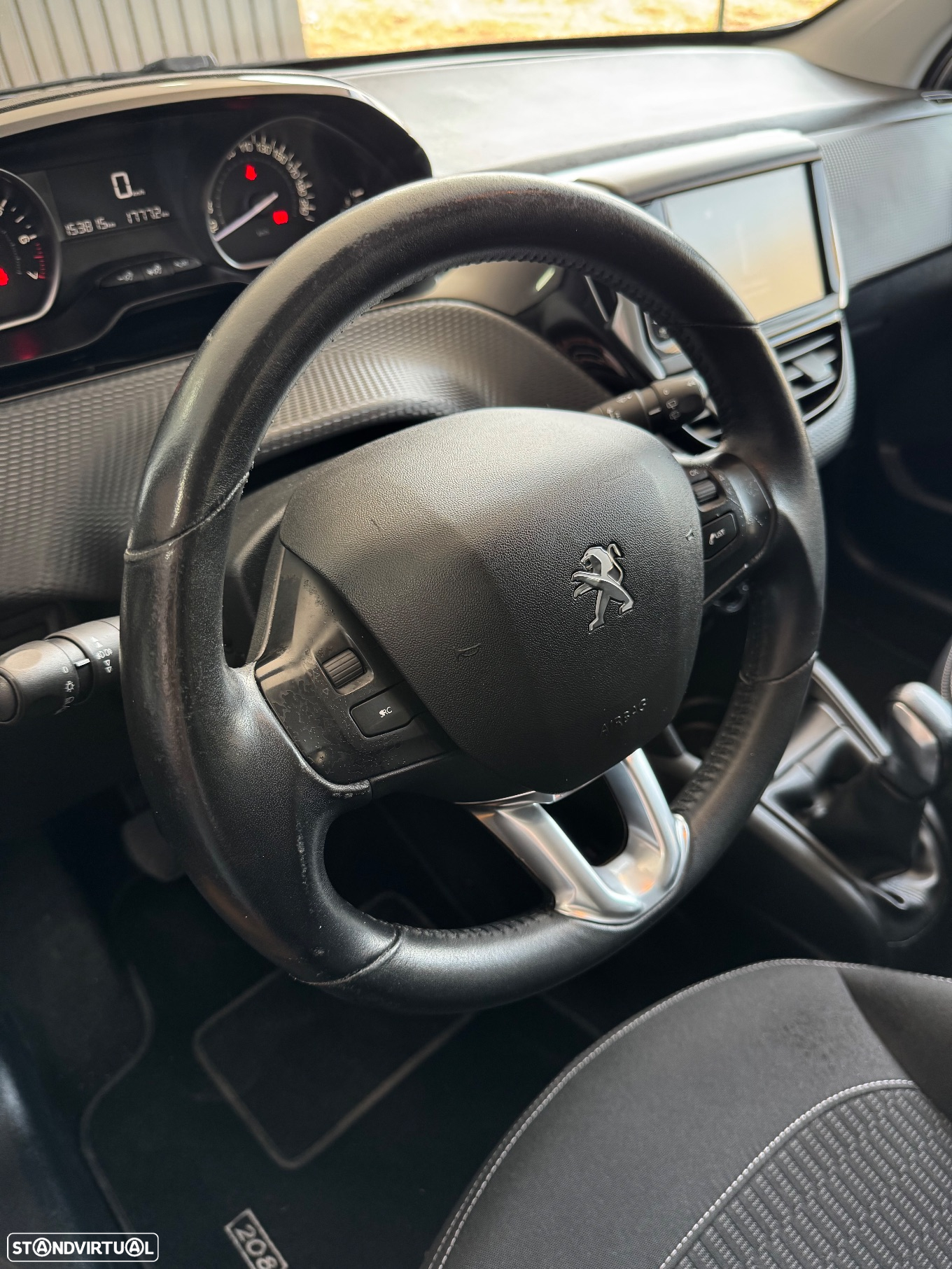 Peugeot 208 1.2 VTi SE Style - 8