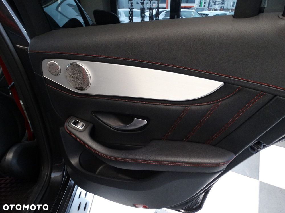 Mercedes-Benz GLC - 14