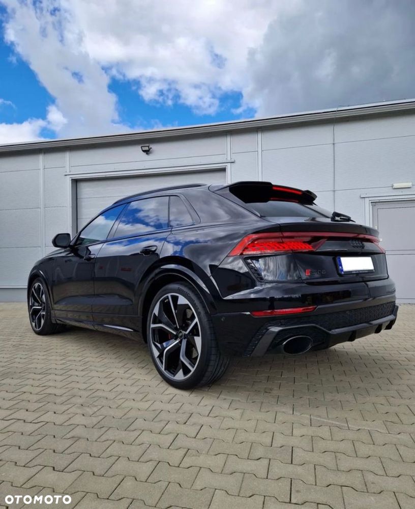 Audi RS Q8 - 9
