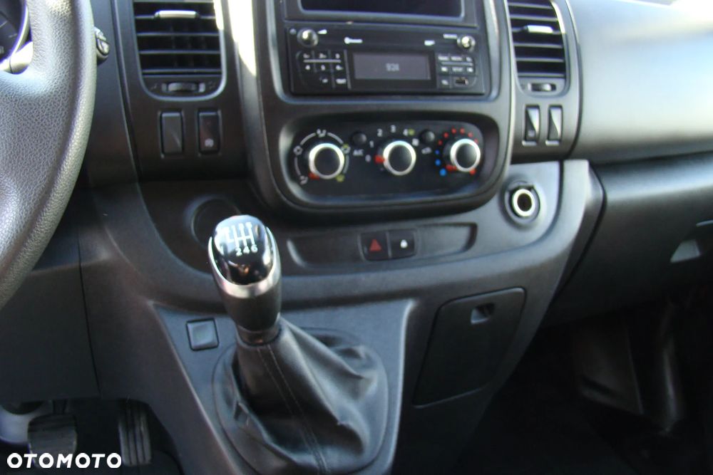 Renault Trafic - 10