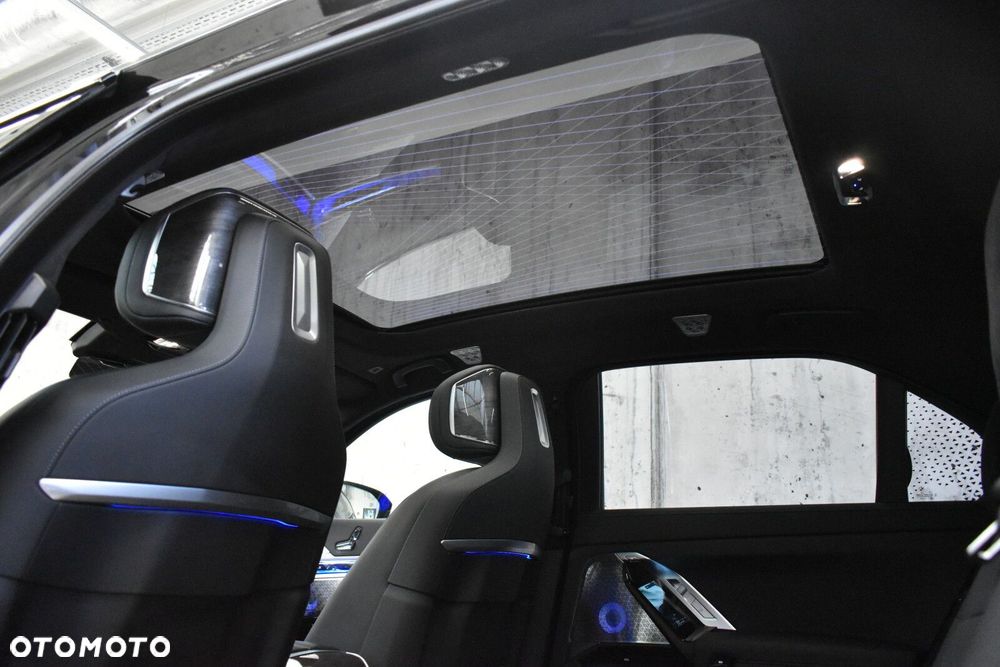 BMW Seria 7 - 25