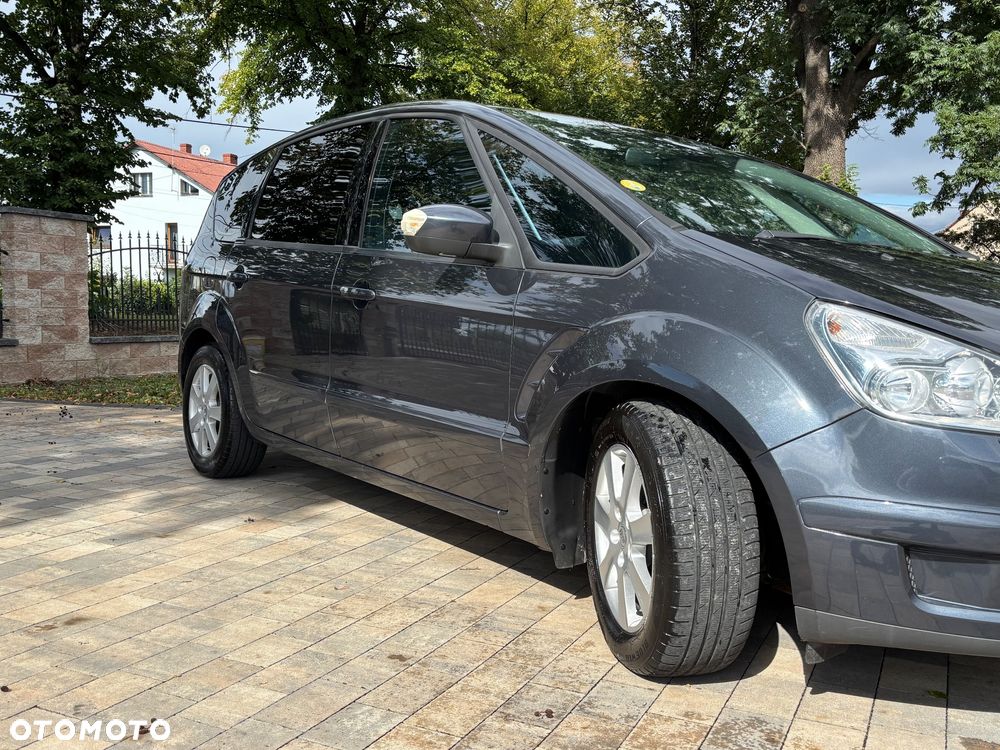 Ford S-Max 2.0 TDCi DPF Titanium - 16