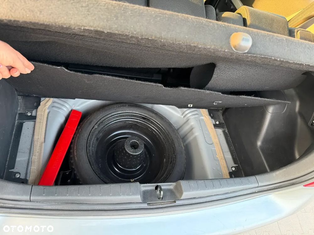 Toyota Yaris 1.0 Luna EU5 - 31