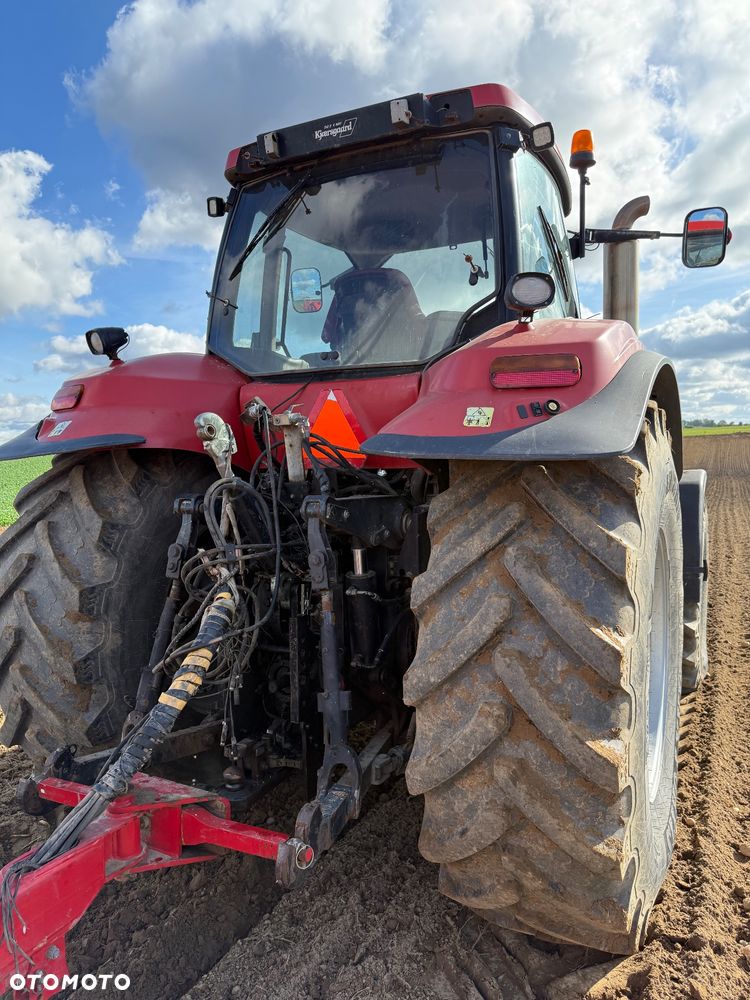 Case IH Magnum 335 - 10
