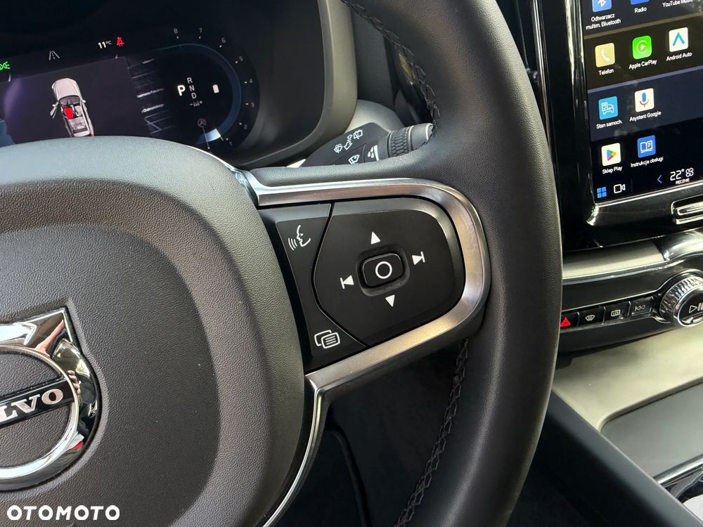 Volvo XC 60 B4 B Momentum Pro - 23