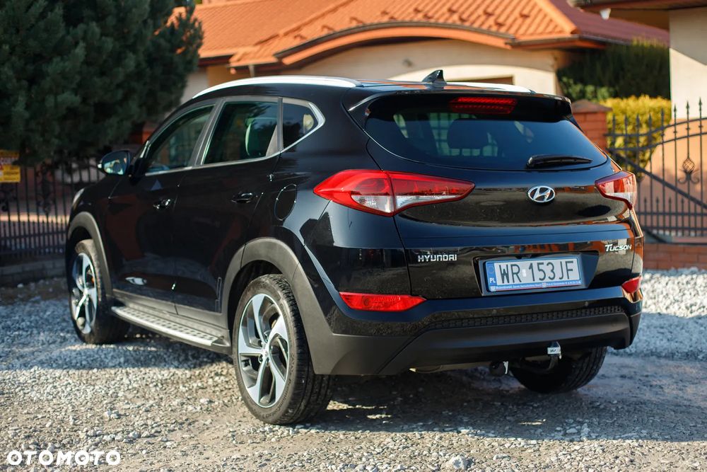 Hyundai Tucson 1.6 GDI BlueDrive Style 2WD - 11