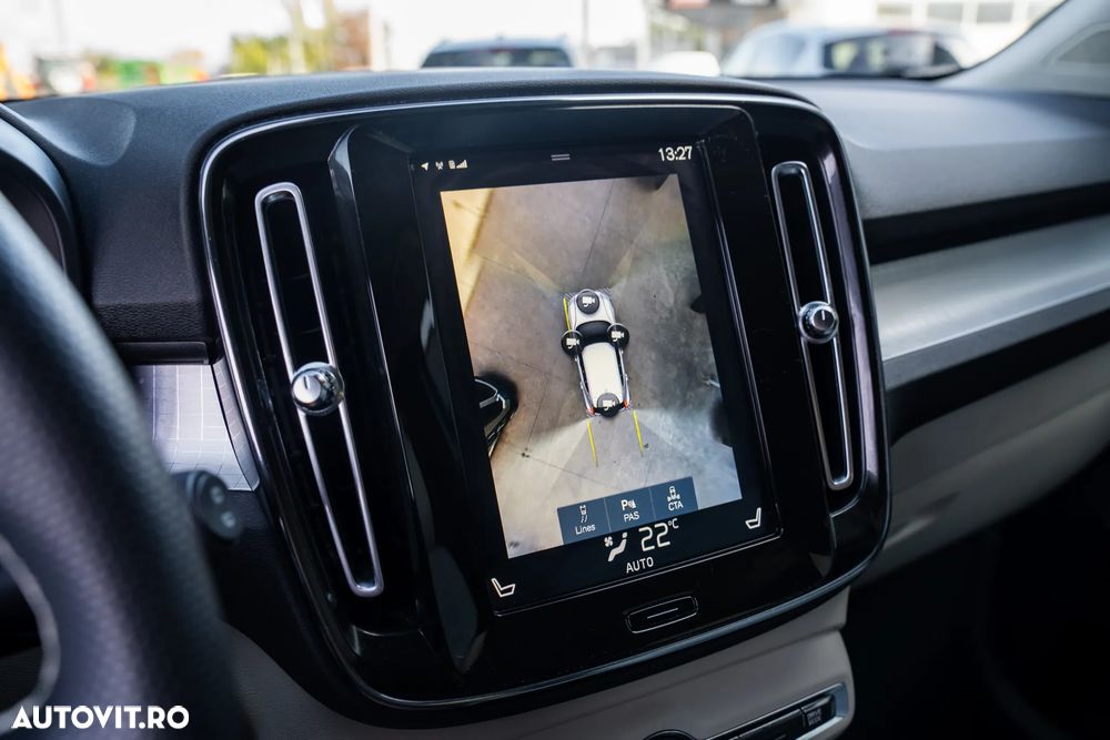 Volvo XC 40 D3 AWD Momentum - 21