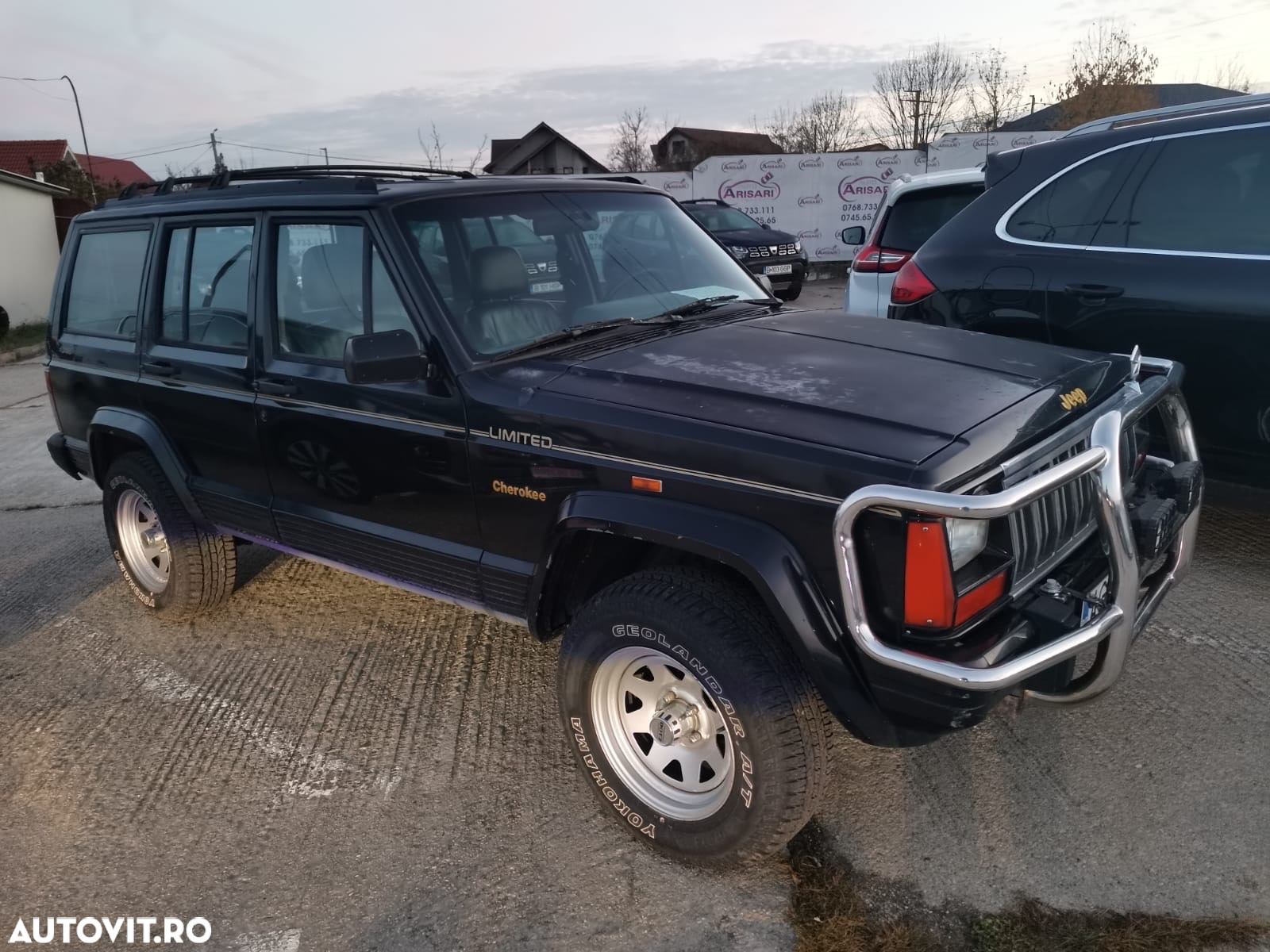 Jeep Cherokee - 17
