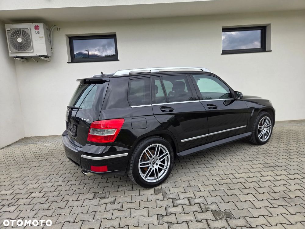 Mercedes-Benz GLK - 16