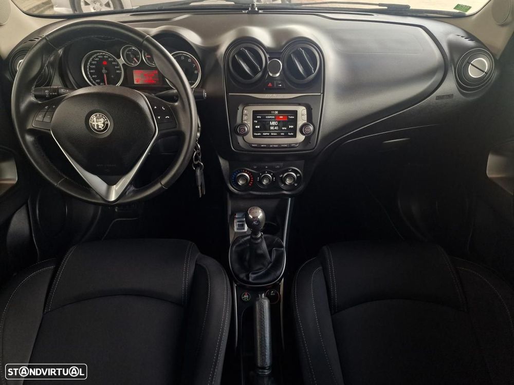 Alfa Romeo MiTo 0.9 T TwinAir Distinctive - 15