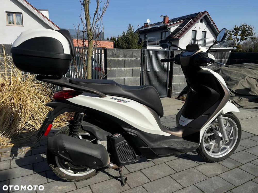 Piaggio Medley - 1