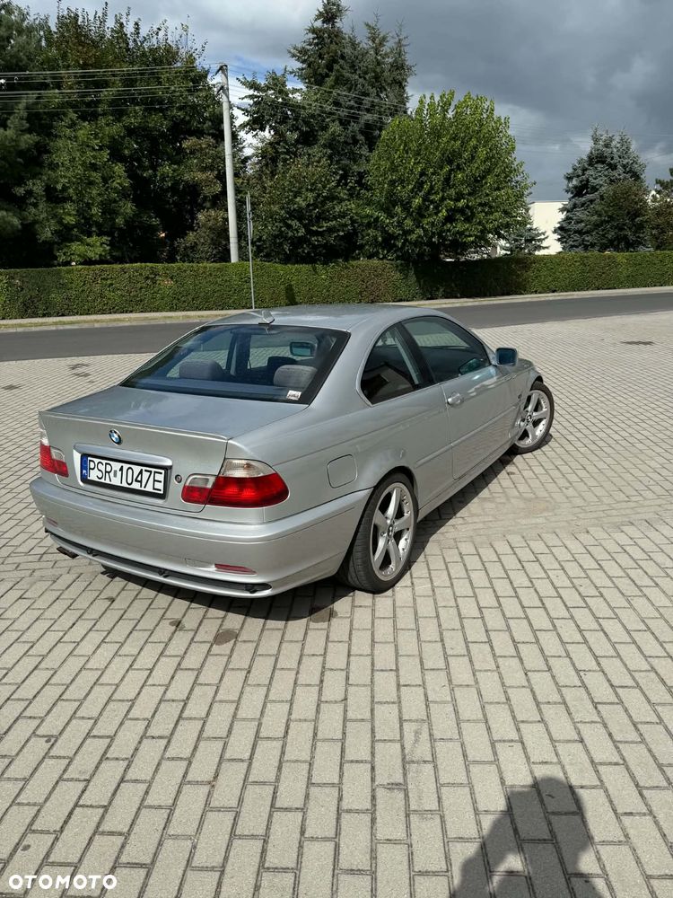BMW Seria 3 325Ci - 5