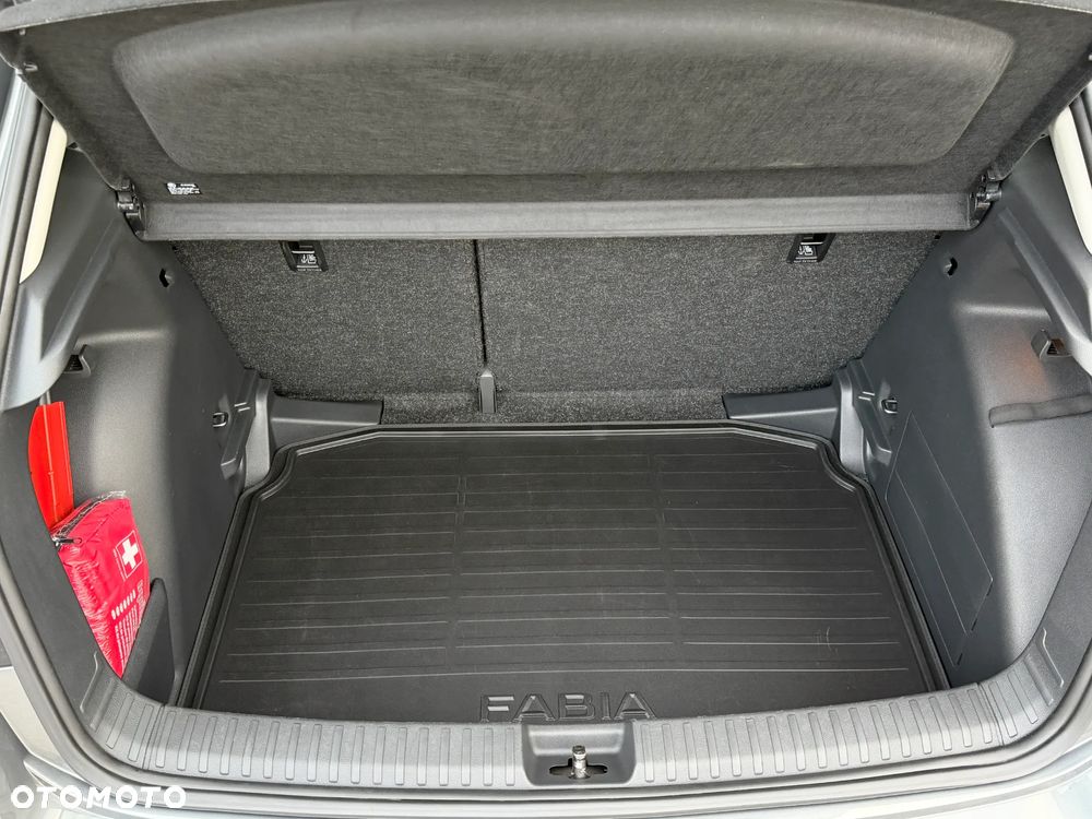 Skoda Fabia 1.0 TSI Style DSG - 22