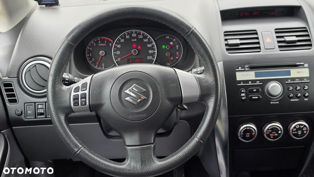 Suzuki SX4 1.6 GS / Premium 4WD - 17