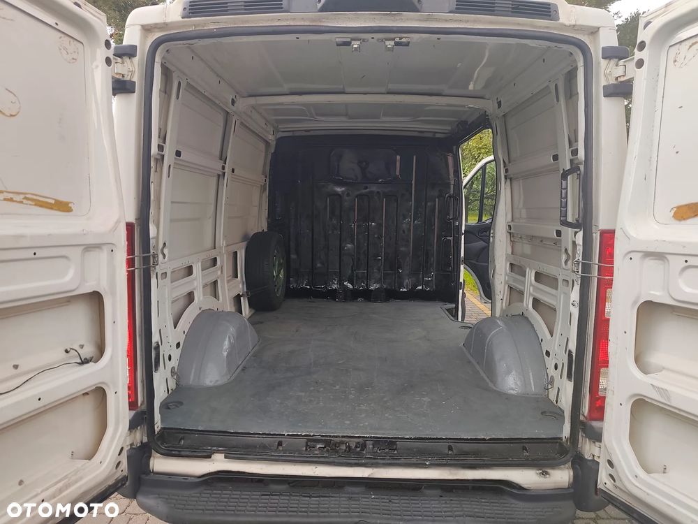 Iveco Daily 35S11V - 12