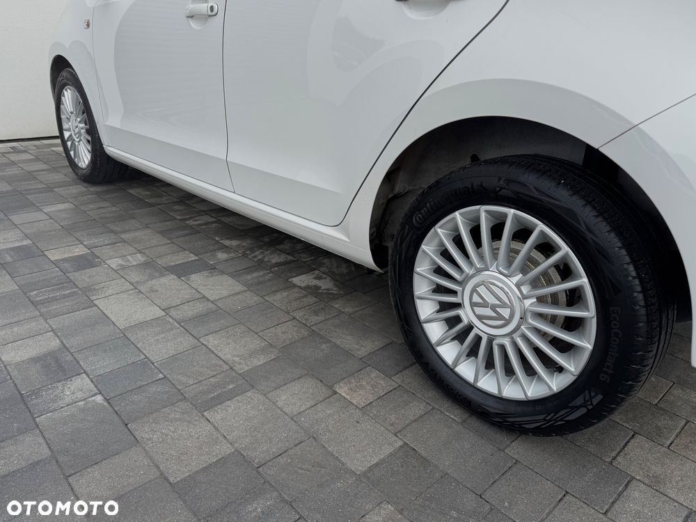 Volkswagen up! - 36