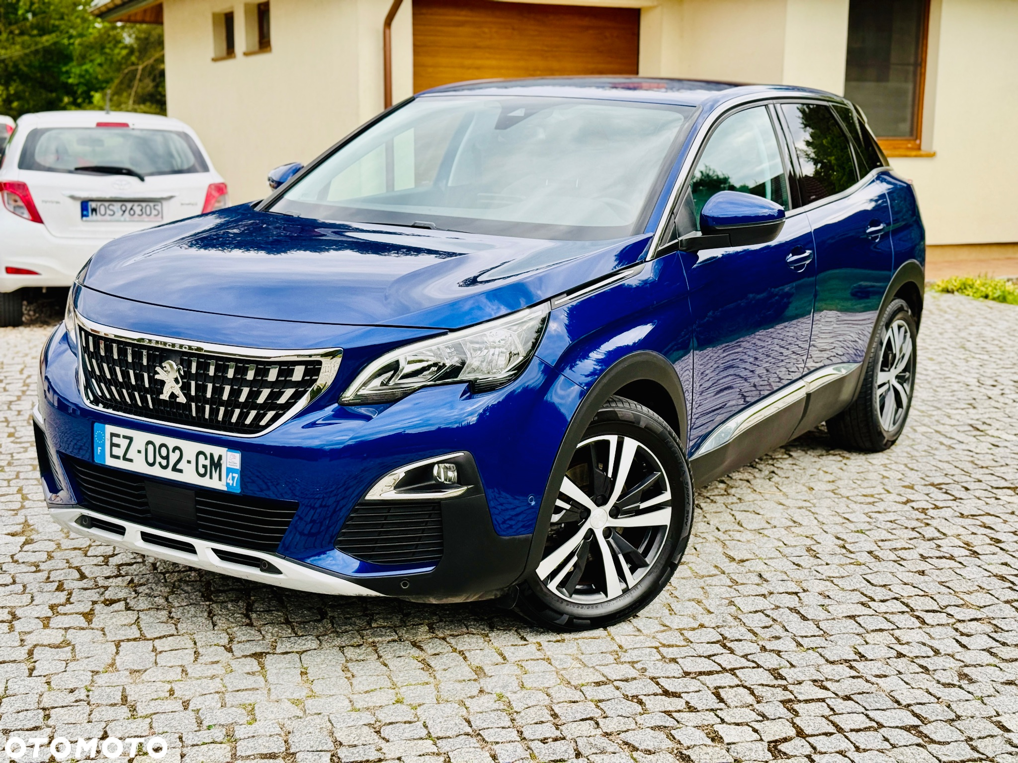 Peugeot 3008 1.5 BlueHDi Allure S&S - 10