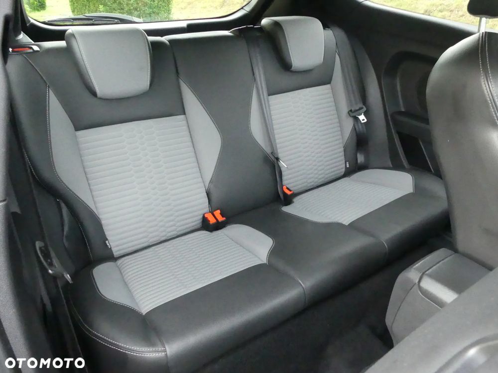 Ford Fiesta ST - 37