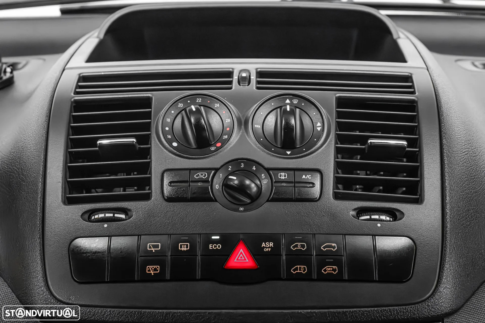 Mercedes-Benz Vito - 17