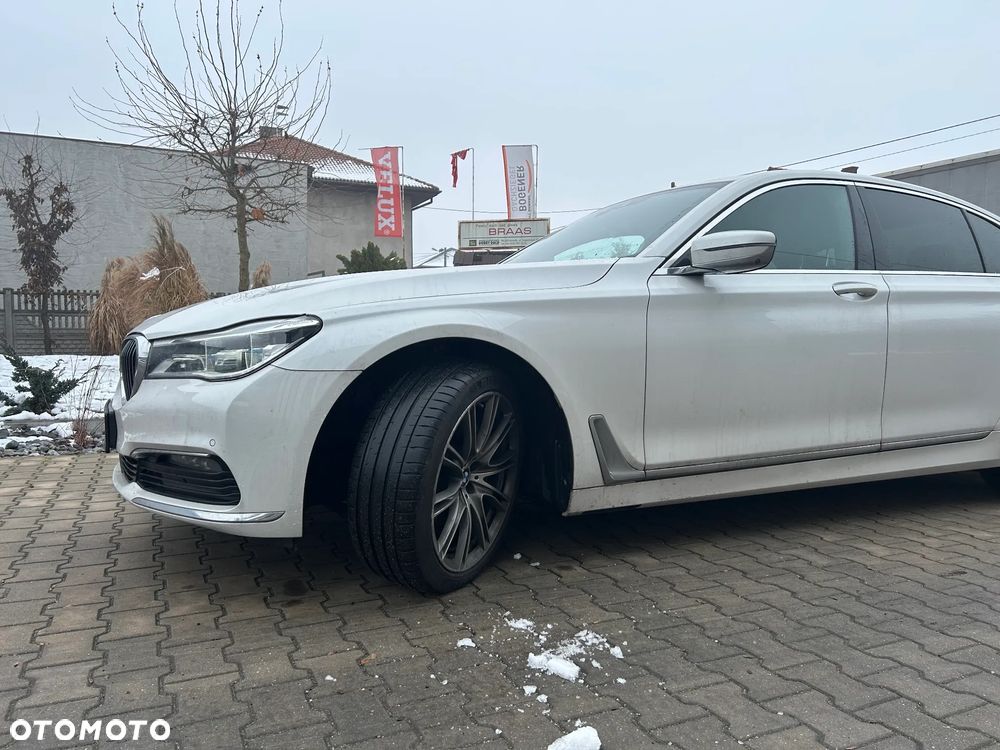 BMW Seria 7 740d xDrive - 1