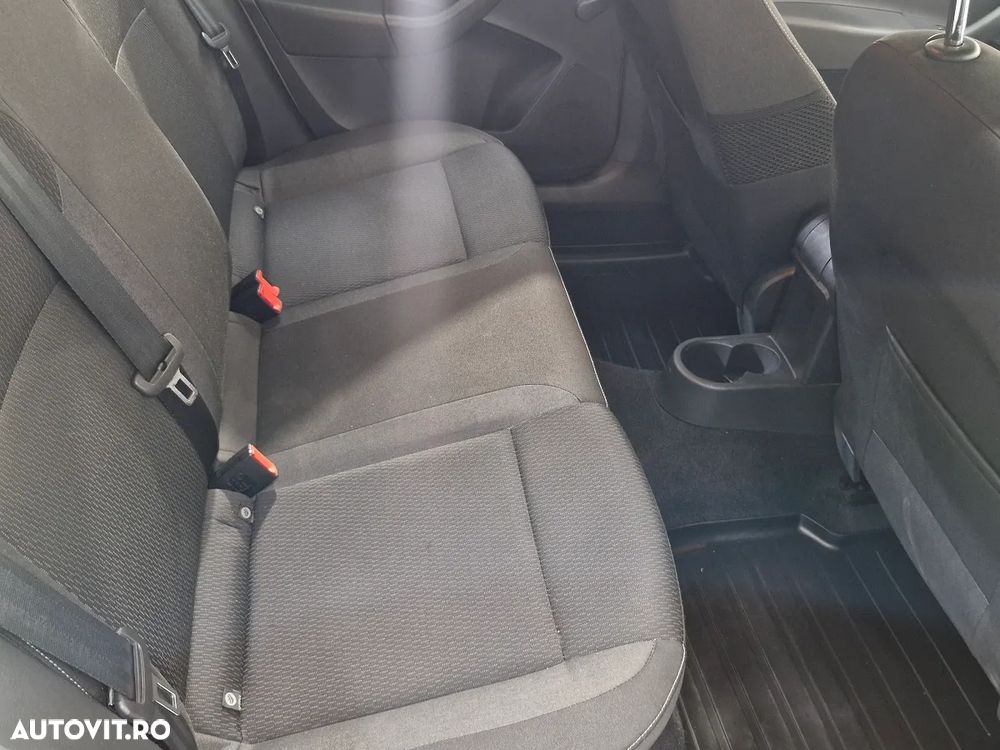 Skoda RAPID 1.2 TSI Ambition - 22