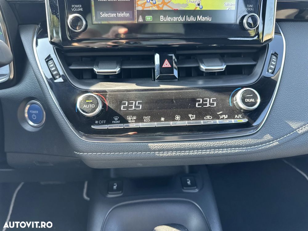 Toyota Corolla - 18