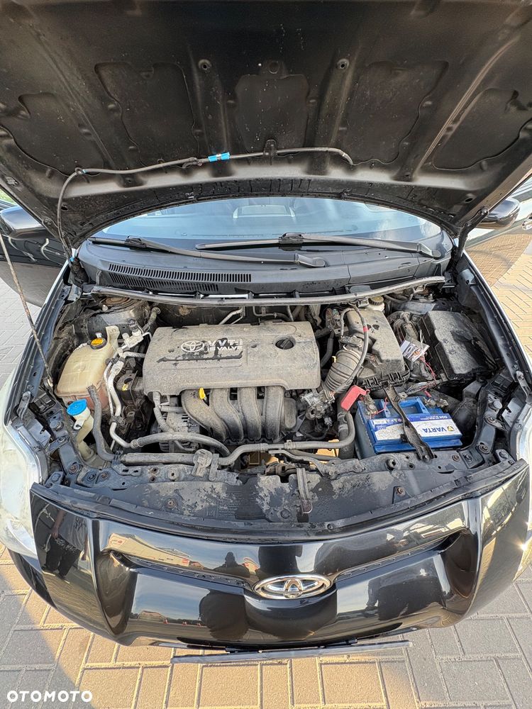 Toyota Auris 1.4 VVT-i - 24