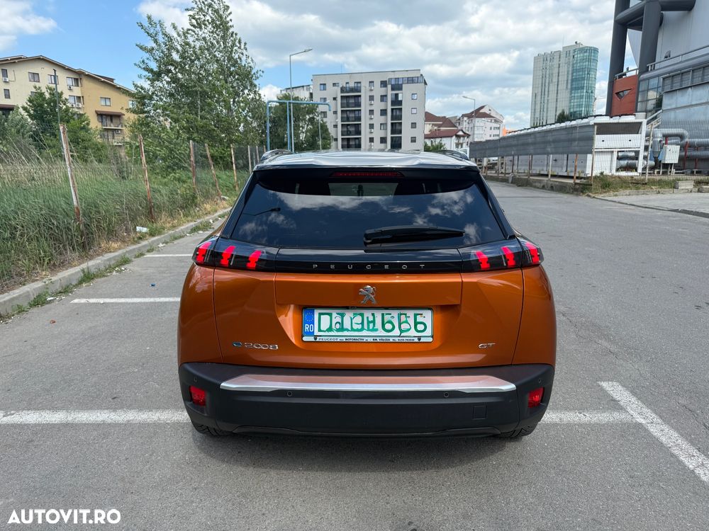 Peugeot 2008 50 kWh GT - 4